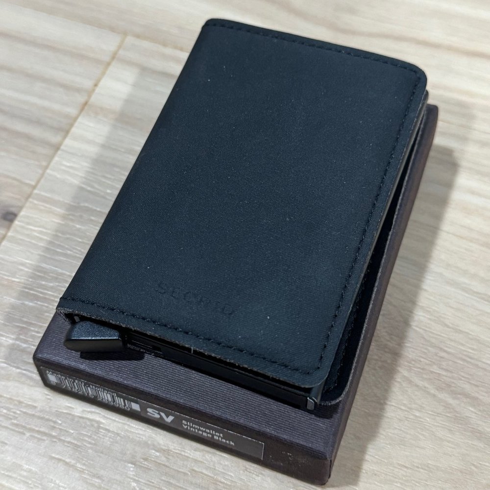 Black Secrid Leather Wallet - LIKE-NEW